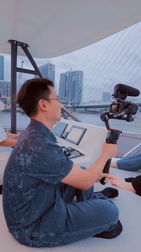Youtuber Phạm Dũng: Từ phóng viên trở thành chủ kênh video 1,25 triệu lượt đăng ký - Ảnh 2 Youtuber Phạm Dũng: Từ phóng viên trở thành chủ kênh video 1,25 triệu lượt đăng ký - Ảnh 2
