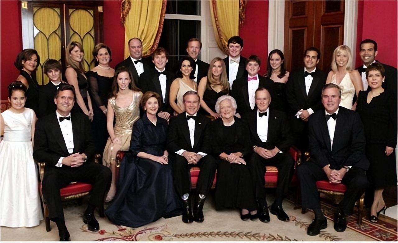 10 gia tộc giàu nhất thế giới, Samsung hạng cuối, Rockefeller không phải top 1 - Ảnh 8