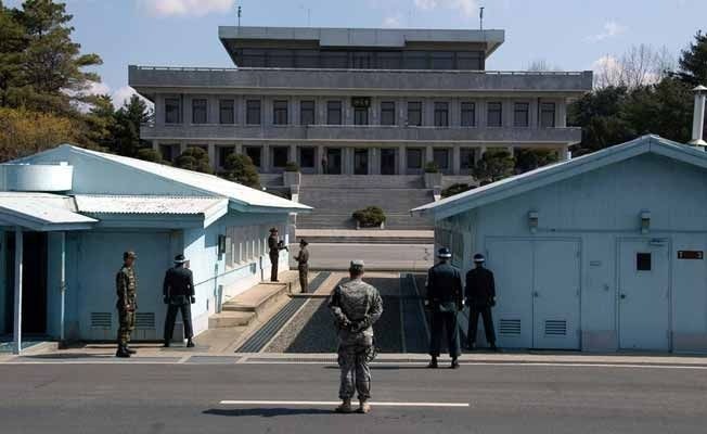 Đây là đường biên giới giữa Triều Tiên và Hàn Quốc.