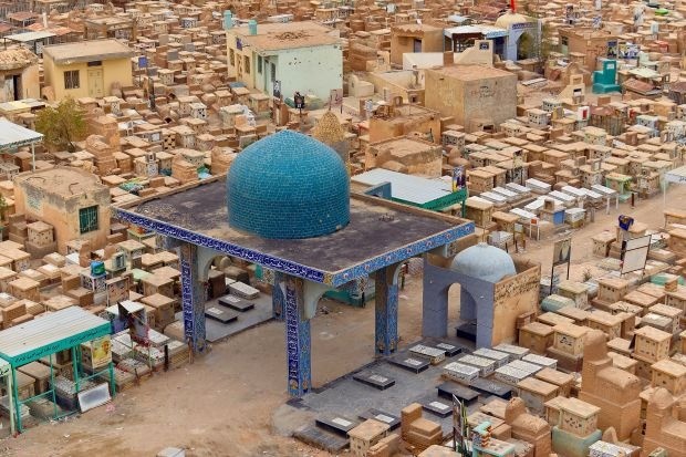 Các nhà tiên tri, vua của Al-Hira, các vị vua và các nhà khoa học đã được an nghỉ tại thánh địa. Ảnh: The Sun Các nhà tiên tri, vua của Al-Hira, các vị vua và các nhà khoa học đã được an nghỉ tại thánh địa. Ảnh: The Sun