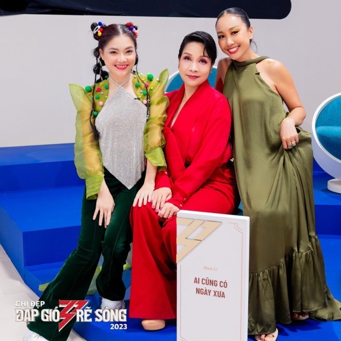Tiết mục 'Ai Cũng Có Ngày Xưa' đạt điểm bình chọn cao nhất trong đêm Công diễn 2. Ảnh: BTC Tiết mục 'Ai Cũng Có Ngày Xưa' đạt điểm bình chọn cao nhất trong đêm Công diễn 2. Ảnh: BTC