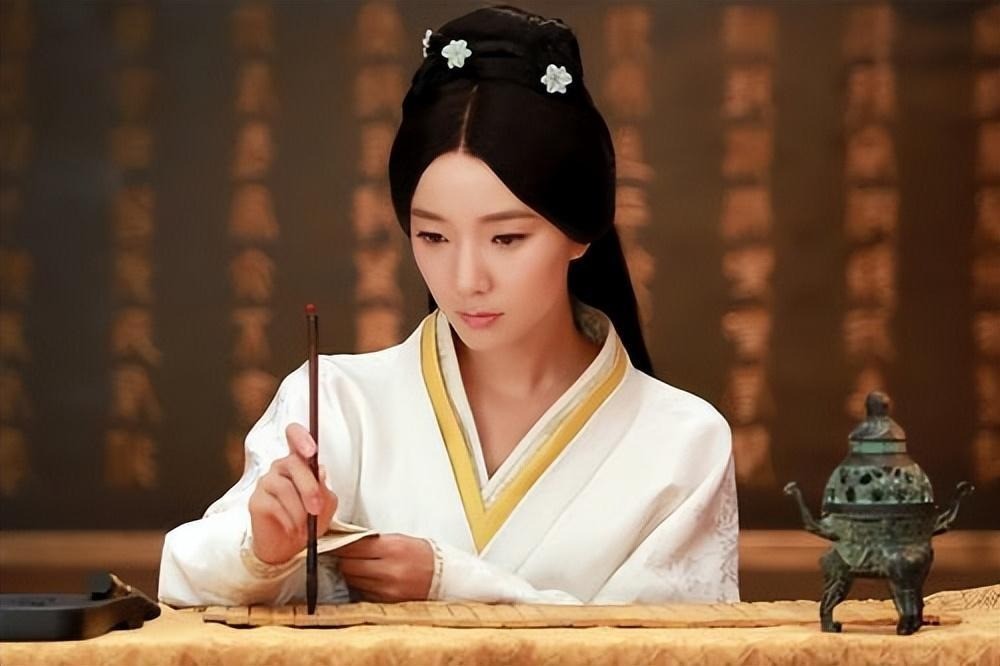 Hoàng đế nhà Thanh chọn phi tần: Xấu đẹp không quan trọng, một bộ phận nhất định phải vượt qua 'bài test' - Ảnh 3