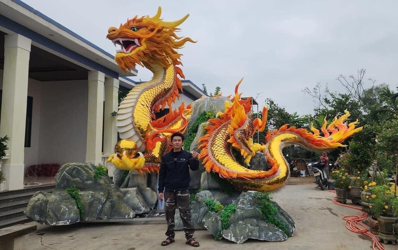 Anh cũng chính là người thực hiện linh vật mèo của năm Quý Mão 2023 và linh vật hổ của năm Nhâm Dần 2022 khiến mạng xã hội 'phát sốt' và được nhận xét là 'đẹp nhất Việt Nam'.