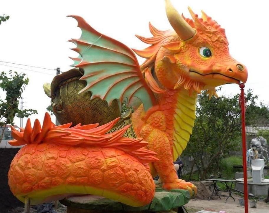 Linh vật rồng được đánh giá là 'cute' nhất thuộc về bé giồng Bắc Giang. Tạo hình giống như những chú rồng trong game, rồng Bắc Giang gây sốt ngay từ khi ra mắt.