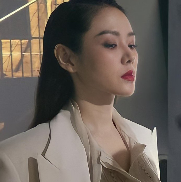 Gương mặt không góc chết khiến dân tình xuýt xoa