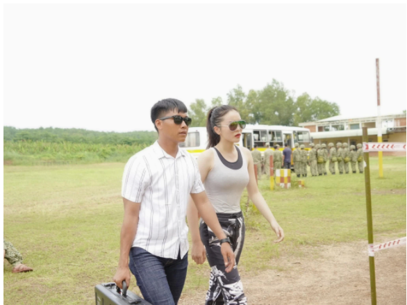 Kỳ Duyên bị soi ảnh ngấn mỡ khi tham gia Sao nhập ngũ - Ảnh 1 Kỳ Duyên bị soi ảnh ngấn mỡ khi tham gia Sao nhập ngũ - Ảnh 1