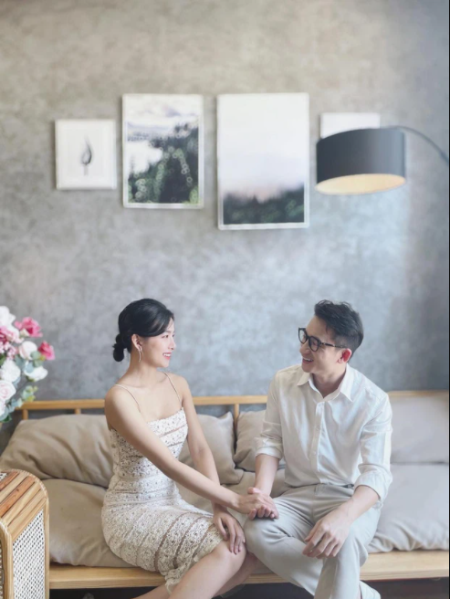 Phan Mạnh Quỳnh thông báo đã đính hôn Phan Mạnh Quỳnh thông báo đã đính hôn
