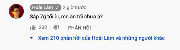 Hoài Lâm tích cực giao lưu với khán giả Hoài Lâm tích cực giao lưu với khán giả
