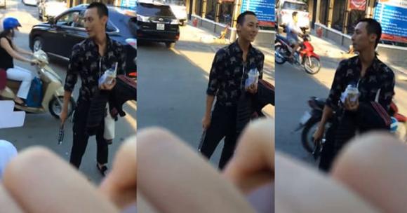 Rocker Nguyễn từng gây sốc khi lộ ảnh gầy trơ xương. Ảnh internet Rocker Nguyễn từng gây sốc khi lộ ảnh gầy trơ xương. Ảnh internet