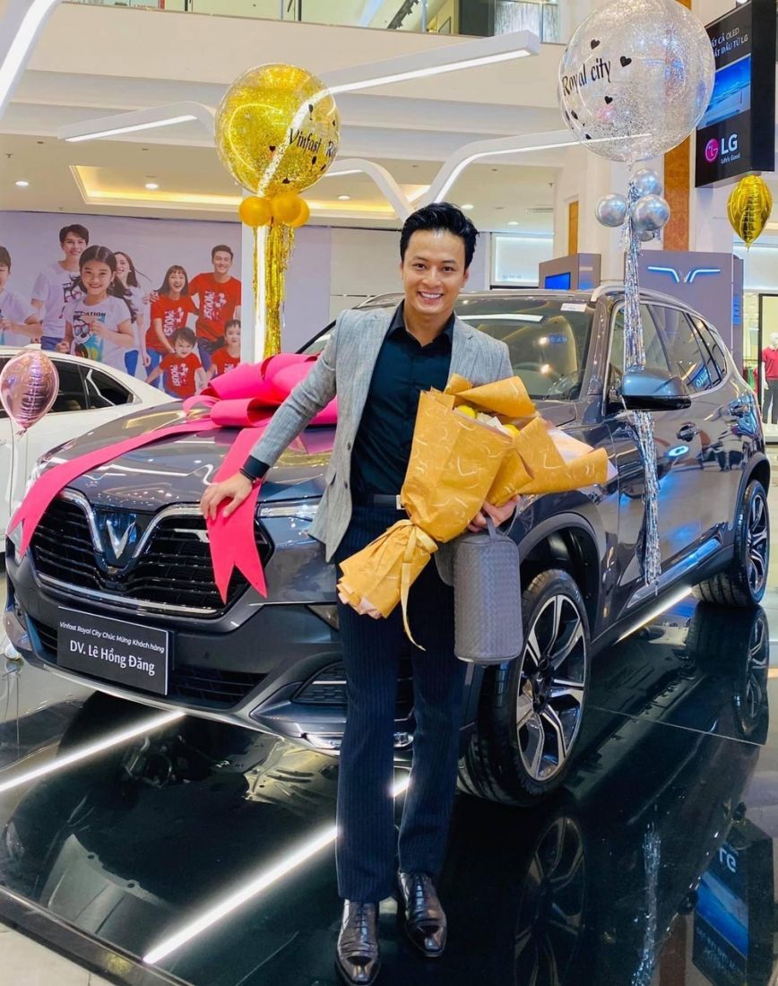 Điểm mặt những thị phi trong sự nghiệp của 'soái ca' màn ảnh Việt Hồng Đăng - Ảnh 3