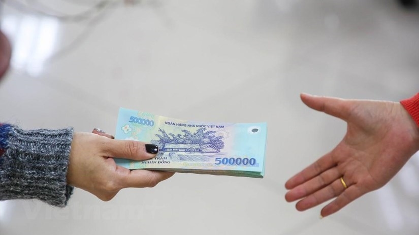 Mức lương tối thiểu vùng sẽ tăng ít nhất 6 từ ngày 1/7/2022. Ảnh: Internet Mức lương tối thiểu vùng sẽ tăng ít nhất 6 từ ngày 1/7/2022. Ảnh: Internet