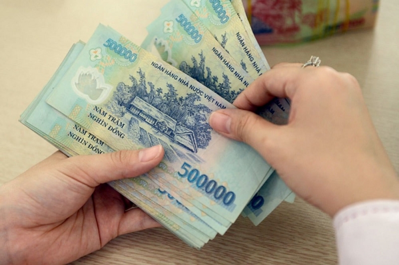 Mức lương tháng phải chịu thuế TNCN trong năm 2022 mà người lao động nên biết. Ảnh: Internet Mức lương tháng phải chịu thuế TNCN trong năm 2022 mà người lao động nên biết. Ảnh: Internet