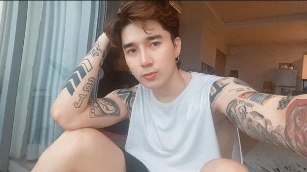 Chi Dân cũng từng đáp trả gay gắt khi bị soi mói hình xăm. Ảnh: Internet Chi Dân cũng từng đáp trả gay gắt khi bị soi mói hình xăm. Ảnh: Internet