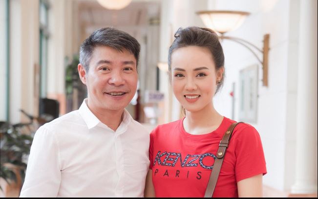 NSND Công Lý và bà xã xinh đẹp Ngọc Hà. Ảnh: Internet NSND Công Lý và bà xã xinh đẹp Ngọc Hà. Ảnh: Internet