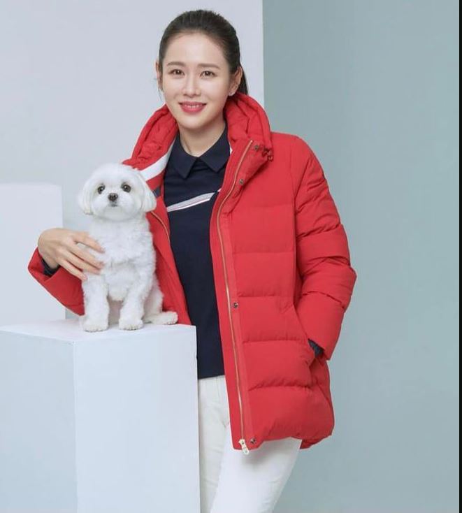 Gương mặt của Son Ye Jin có phần bầu bĩnh hơn trước. Ảnh: Internet Gương mặt của Son Ye Jin có phần bầu bĩnh hơn trước. Ảnh: Internet