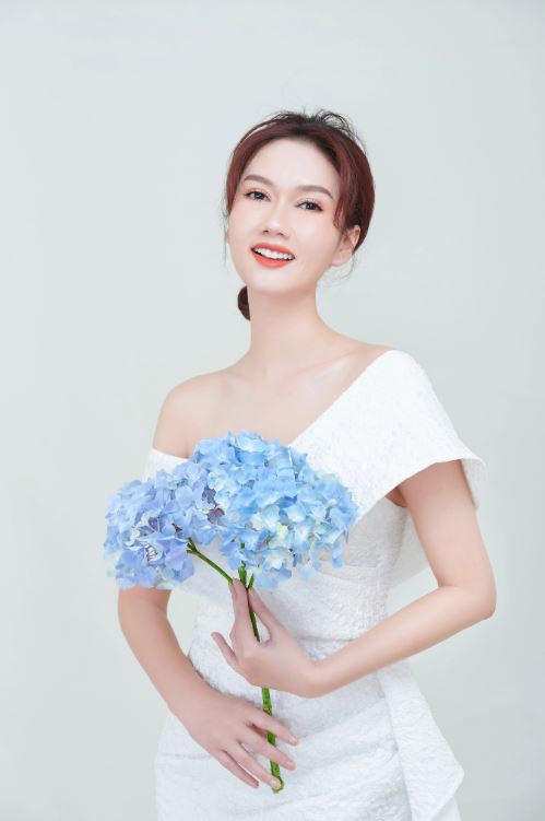 Hương Giang hiếm hoi tiết lộ chuyện ly hôn với nhiều góc khuất trong quá khứ. Ảnh: Internet Hương Giang hiếm hoi tiết lộ chuyện ly hôn với nhiều góc khuất trong quá khứ. Ảnh: Internet
