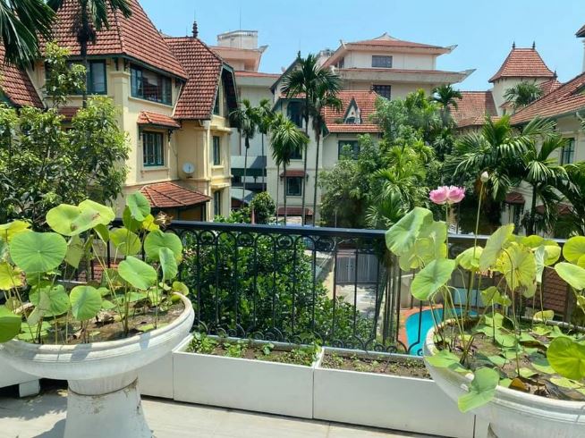 Cuộc sống bình dị phía sau ánh hào quang của hoa hậu Nguyễn Thị Huyền - Ảnh 5 Cuộc sống bình dị phía sau ánh hào quang của hoa hậu Nguyễn Thị Huyền - Ảnh 5