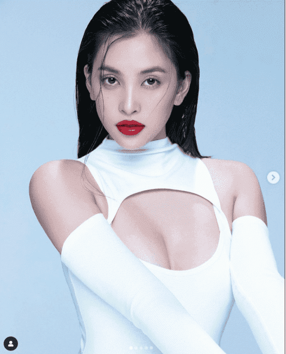 Nàng hậu từng được xế sang Đặng Lê Nguyên Vũ đón đưa gây mê khi 'lên đồ cháy phố' - Ảnh 6 Nàng hậu từng được xế sang Đặng Lê Nguyên Vũ đón đưa gây mê khi 'lên đồ cháy phố' - Ảnh 6