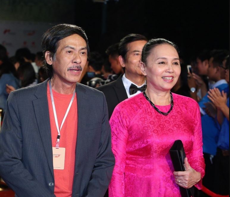 Cuộc sống hạnh phúc và viên mãn của NSND Bùi Bài Bình và NSƯT Ngọc Thu. Ảnh: Internet Cuộc sống hạnh phúc và viên mãn của NSND Bùi Bài Bình và NSƯT Ngọc Thu. Ảnh: Internet