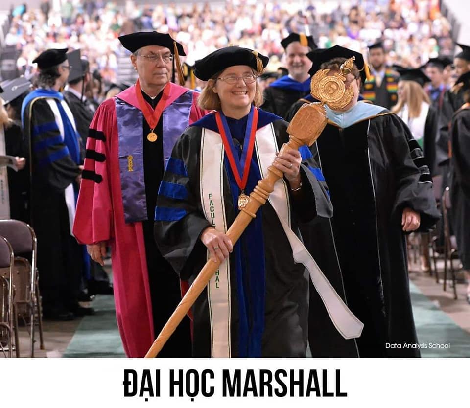 HOT: Cận cảnh bộ sưu tập 'quyền trượng' của các trường ĐH trên thế giới  - Ảnh 6