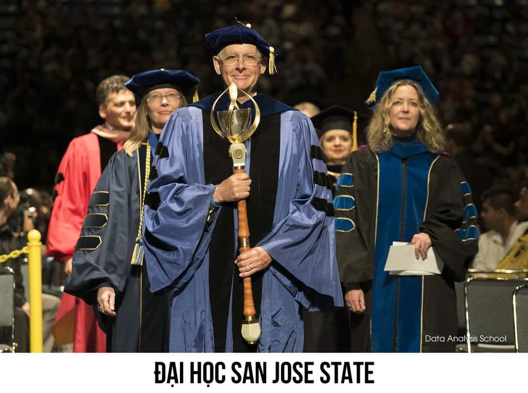 HOT: Cận cảnh bộ sưu tập 'quyền trượng' của các trường ĐH trên thế giới  - Ảnh 8