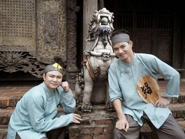Cả hai không chỉ tung hứng trên sân khấu, trong phim mà còn vô cùng thân thiết với nhau ngoài đời thường. Ảnh: Facebook Cả hai không chỉ tung hứng trên sân khấu, trong phim mà còn vô cùng thân thiết với nhau ngoài đời thường. Ảnh: Facebook