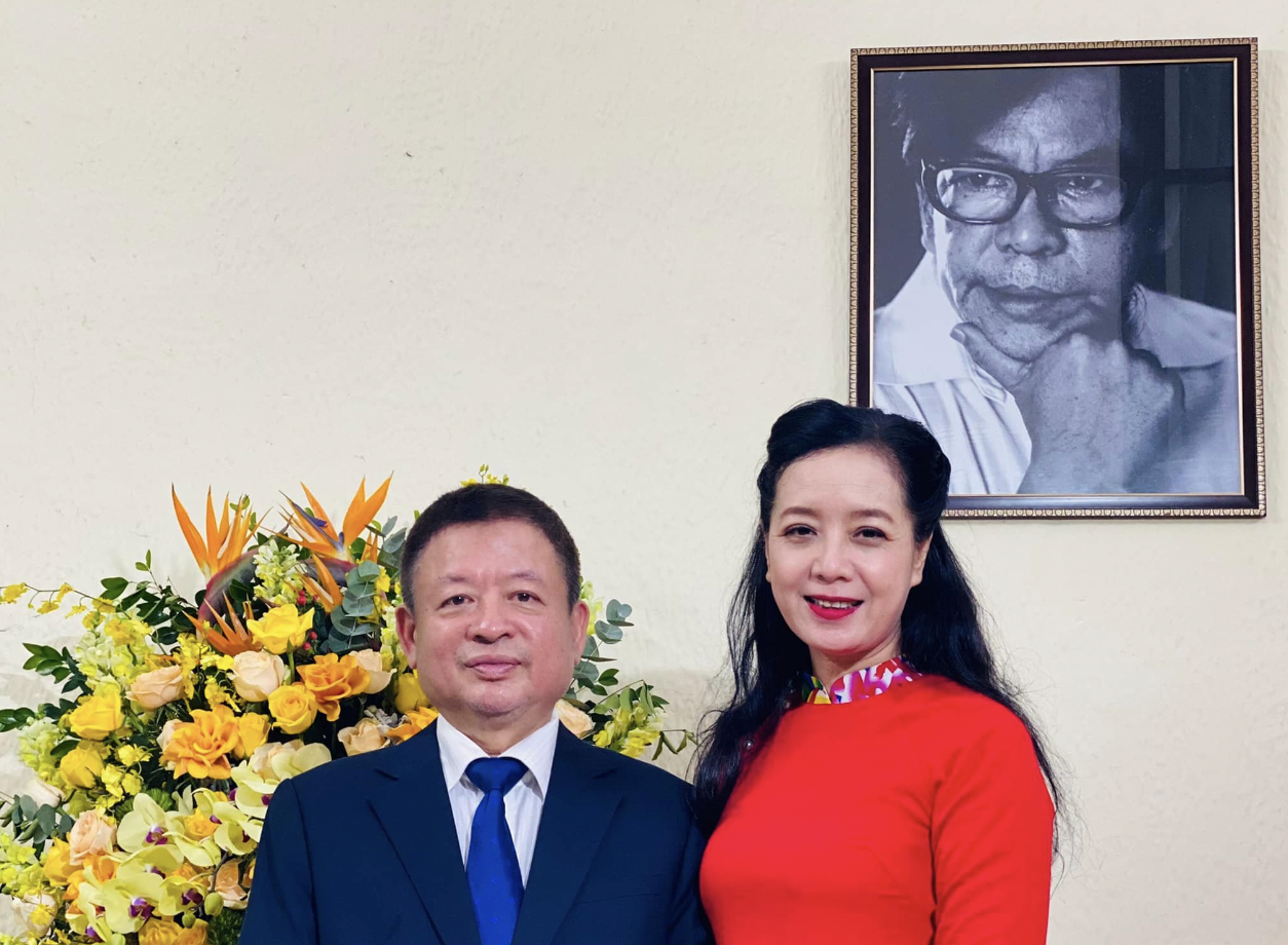 Gia đình hạnh phúc của NSƯT Chiều Xuân. Ảnh: Internet