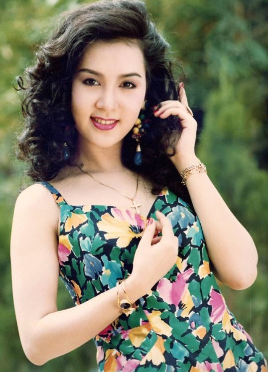 Vẻ đẹp đài các của Mộng Vân. Ảnh: Internet Vẻ đẹp đài các của Mộng Vân. Ảnh: Internet