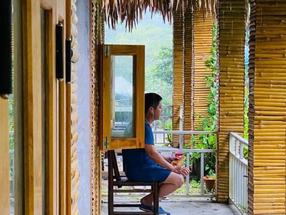 NSƯT Chí Trung và những phút giây chạnh lòng khi rời xa ánh đèn sân khấu - Ảnh 1