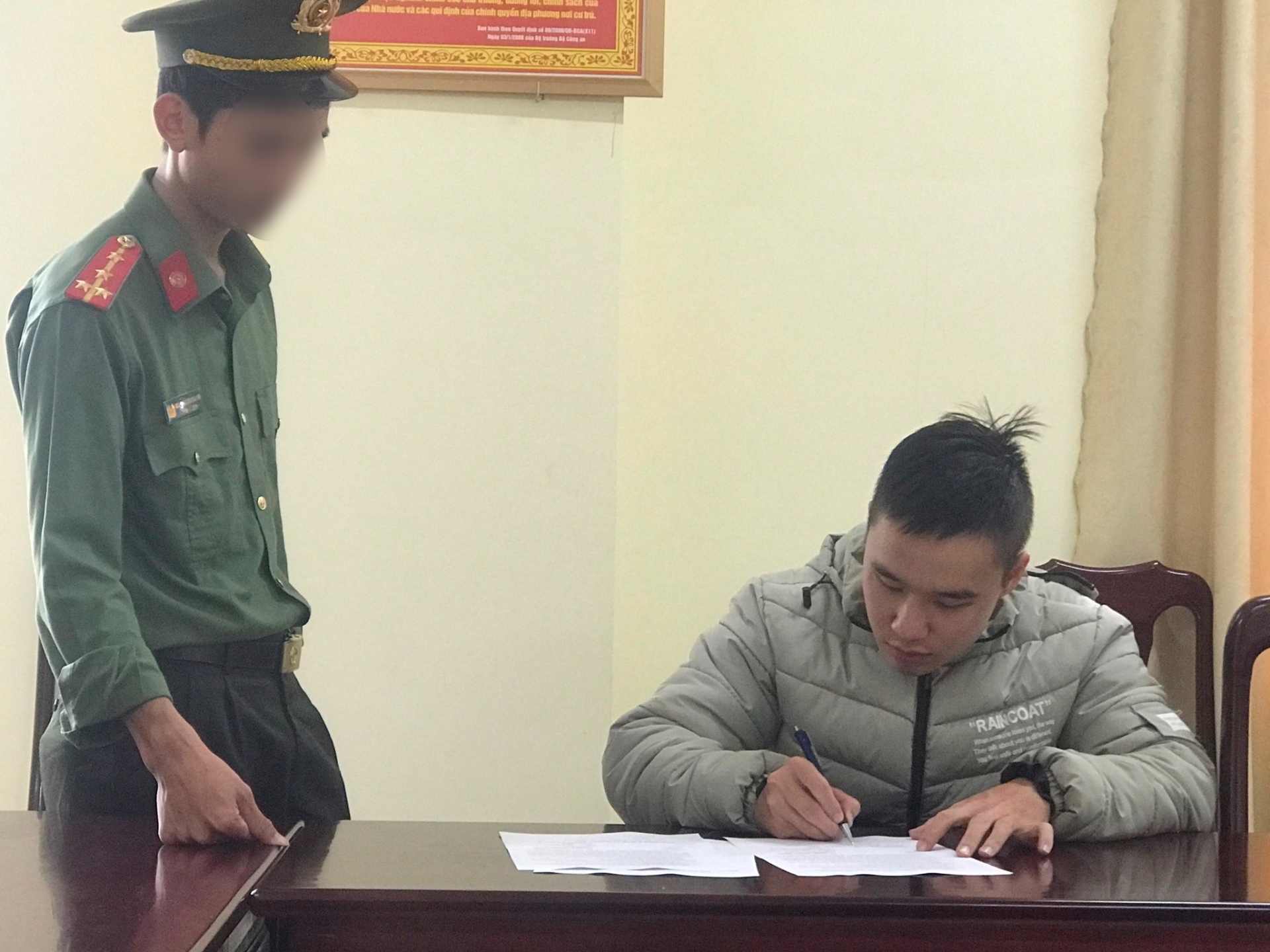 Nam Tiktoker bị xử phạt hành chính ở mức cao nhất. Ảnh chụp màn hình Nam Tiktoker bị xử phạt hành chính ở mức cao nhất. Ảnh chụp màn hình