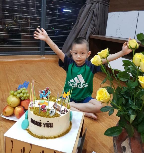 'Ông cậu dấm dớ' Bá Anh trong Thương ngày nắng về hiếm hoi khoe hình ảnh quý tử - Ảnh 1 'Ông cậu dấm dớ' Bá Anh trong Thương ngày nắng về hiếm hoi khoe hình ảnh quý tử - Ảnh 1