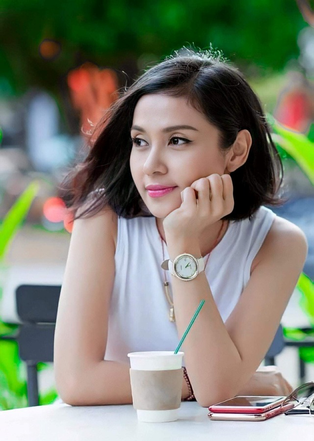 Hiện Việt Trinh đang hài lòng với cuộc sống hiện tại. Ảnh: Internet Hiện Việt Trinh đang hài lòng với cuộc sống hiện tại. Ảnh: Internet