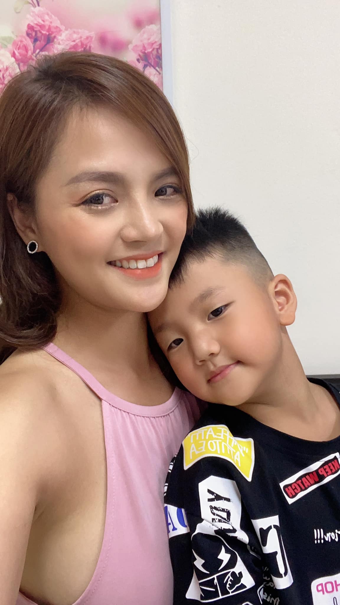 Thu Quỳnh hiện là mẹ đơn thân, ngày càng thăng hạng nhan sắc và sự nghiệp thành công. Ảnh: Internet