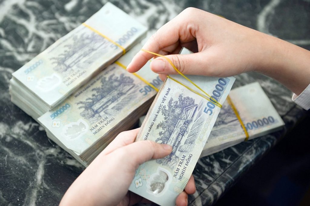 Chi tiết bảng lương cán bộ công chức, chủ tịch xã phường năm 2022 mà người lao động quan tâm. Ảnh: Internet