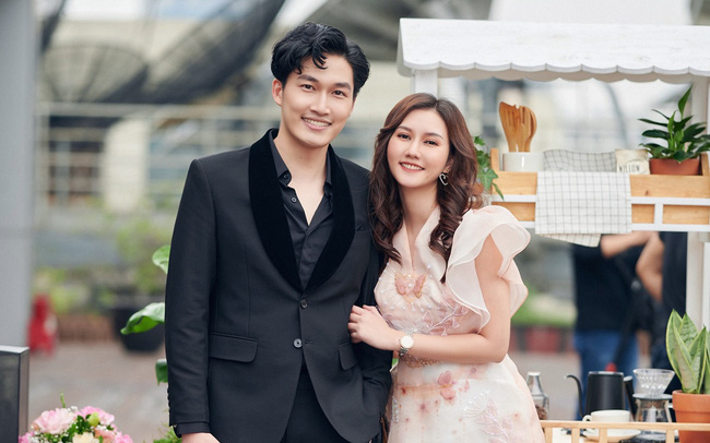 Hương Giang và Đình Tú chính thức đường ai nấy đi sau 6 năm bên nhau. Ảnh: Internet Hương Giang và Đình Tú chính thức đường ai nấy đi sau 6 năm bên nhau. Ảnh: Internet