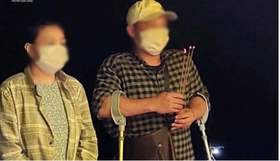 Một gia đình ở Thừa Thiên - Huế tố cáo việc con trai họ bị bạo hành. Ảnh: VTC News