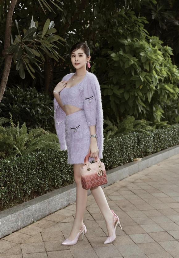 Loạt hình ảnh mới nhất của hoa hậu Lê Âu Ngân Anh khiến nhiều người không khỏi trầm trồ. Ảnh: Facebook Loạt hình ảnh mới nhất của hoa hậu Lê Âu Ngân Anh khiến nhiều người không khỏi trầm trồ. Ảnh: Facebook