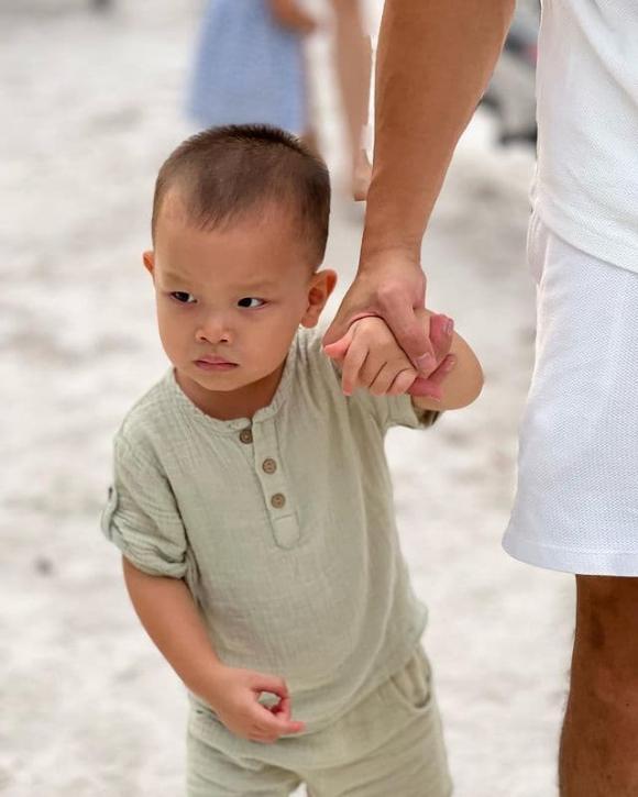 Loạt hình ảnh đời thường mới nhất được Hồ Ngọc Hà đăng tải trên trang cá nhân. Ảnh: Facebook Loạt hình ảnh đời thường mới nhất được Hồ Ngọc Hà đăng tải trên trang cá nhân. Ảnh: Facebook
