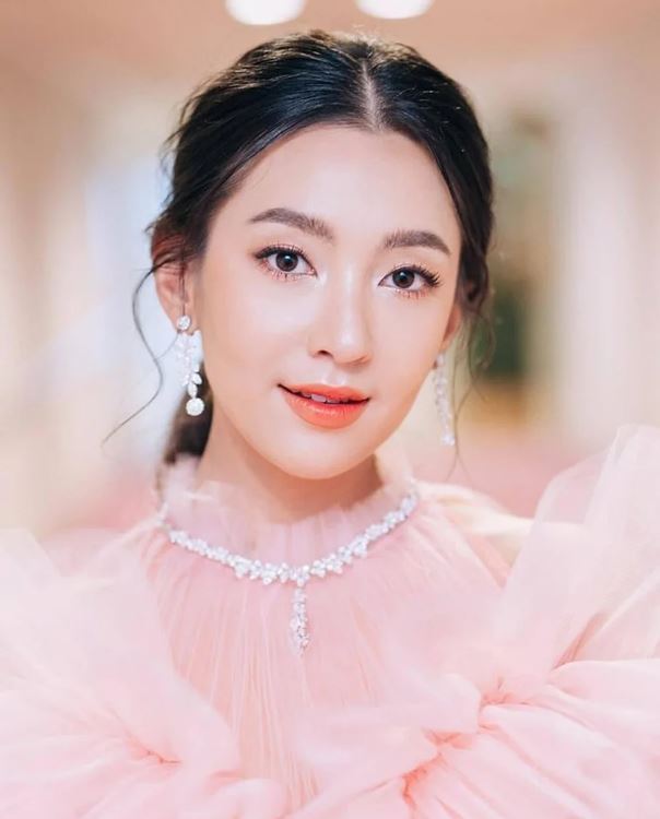 Vẻ xinh đẹp của Bella Ranee. Ảnh: Internet