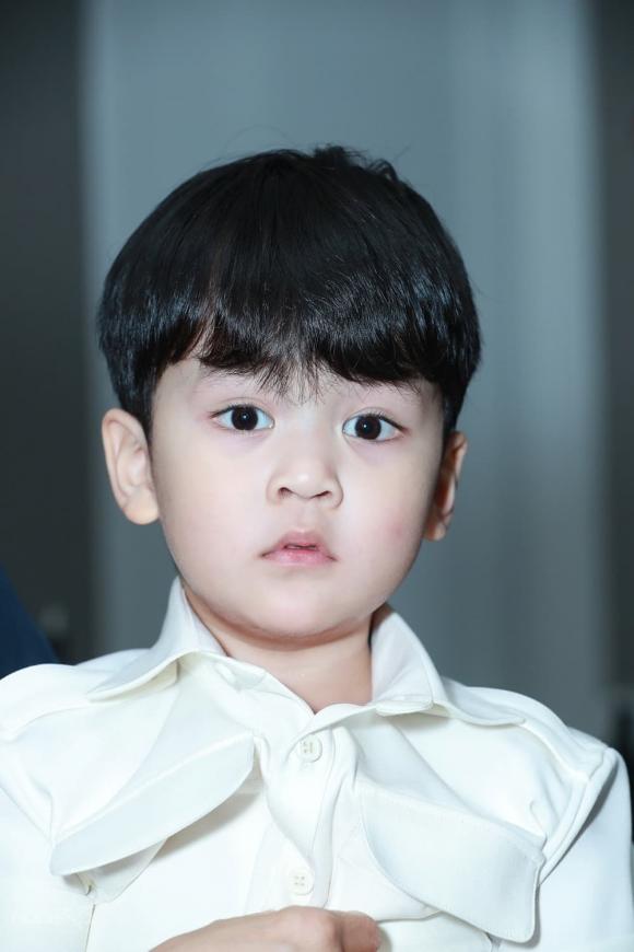 Chân dung con trai ruột của nam ca sĩ Đàm Vĩnh Hưng. Ảnh: Facebook