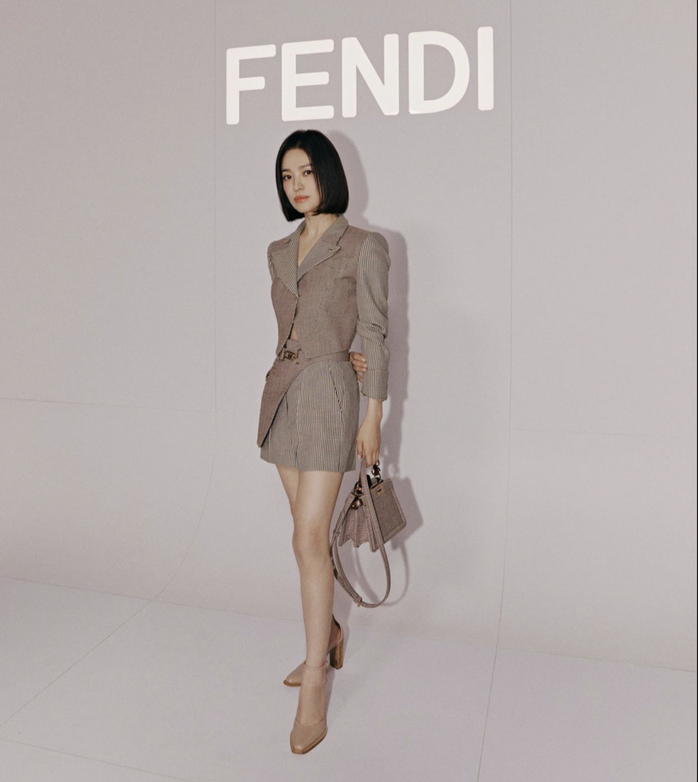 Cùng với sự nghiệp thành công, nhan sắc và thần thái của Song Hye Kyo ngày càng sang chảnh. Ảnh: Internet