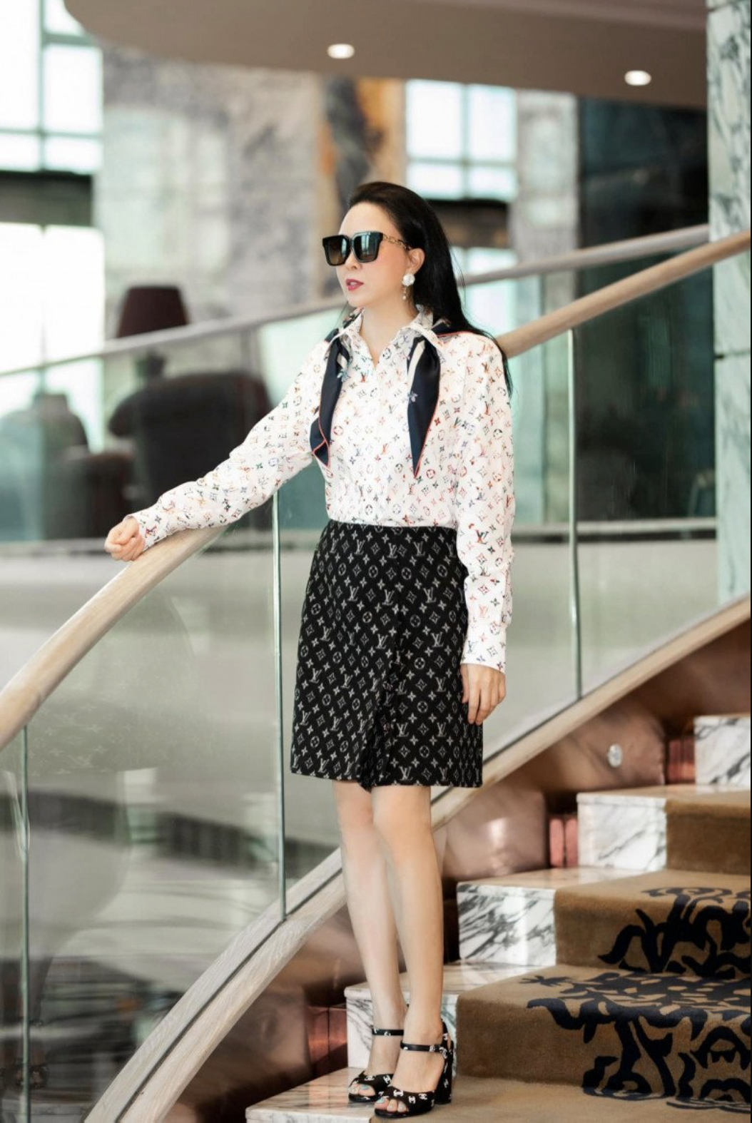 Đây là lần hiếm hoi Phượng Chanel 'lên đồ' và nhận được nhiều lời khen của CĐM. Ảnh: Facebook