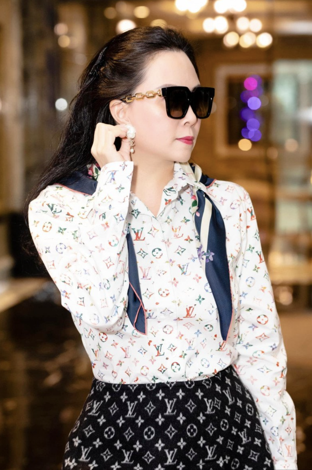 Dân tình không khỏi choáng ngợp với màn lên đồ mới đây của Phượng Chanel. Ảnh: Facebook