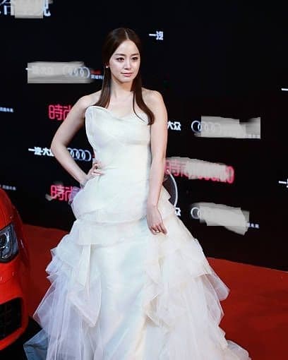 Diện mạo xuống sắc của Kim Tae Hee tại sự kiện mới đây thu hút sự chú ý. Ảnh: Internet Diện mạo xuống sắc của Kim Tae Hee tại sự kiện mới đây thu hút sự chú ý. Ảnh: Internet