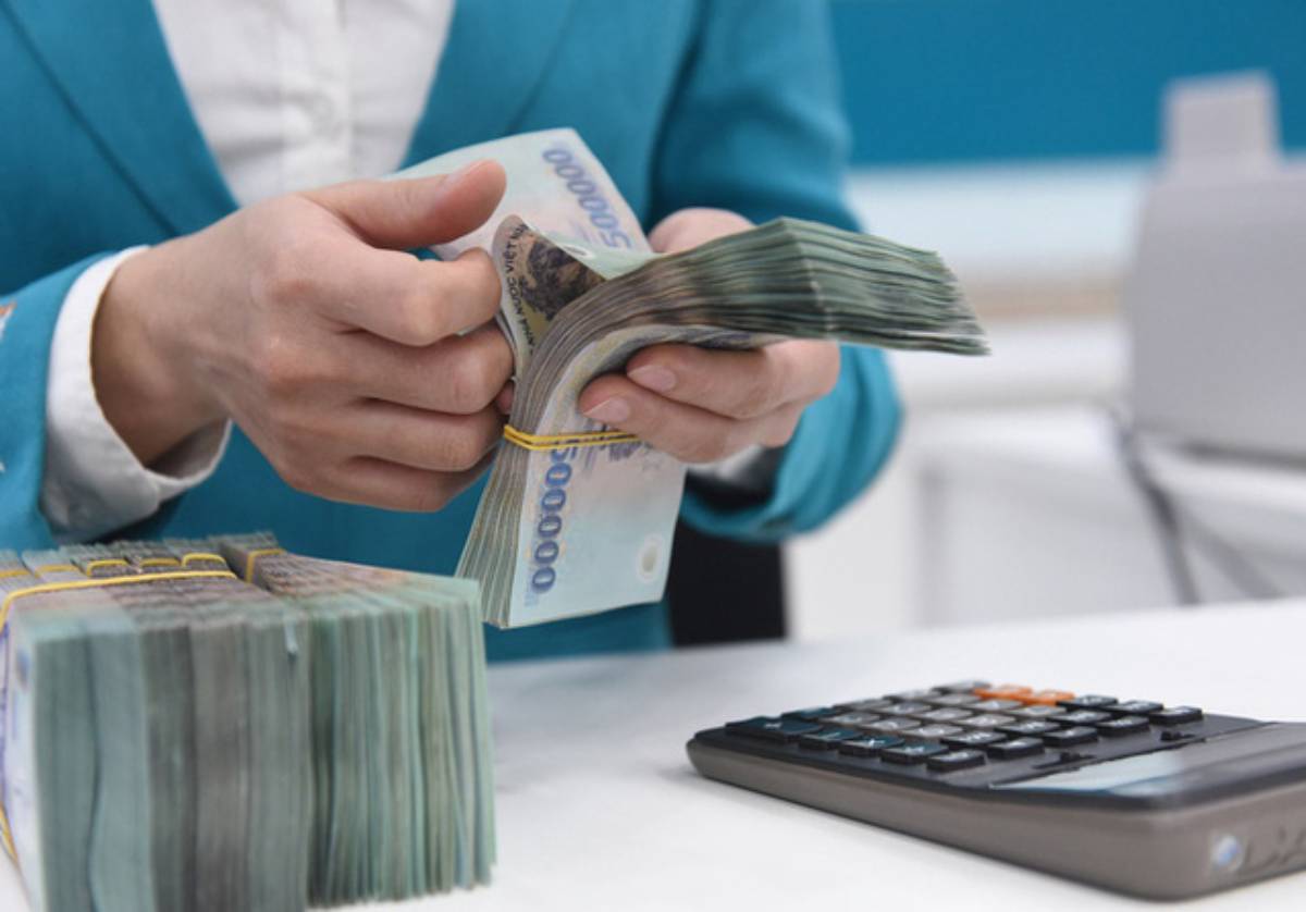 Sẽ có 2 nhóm công chức, viên chức được tăng lương mà không cần chờ tăng lương cơ sở, người lao động nên biết. Ảnh: Internet