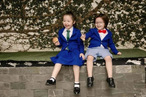 Cuộc hôn nhân cực kỳ kín tiếng kéo dài 1 thập niên của Elly Trần và ông xã ngoại quốc - Ảnh 1 Cuộc hôn nhân cực kỳ kín tiếng kéo dài 1 thập niên của Elly Trần và ông xã ngoại quốc - Ảnh 1