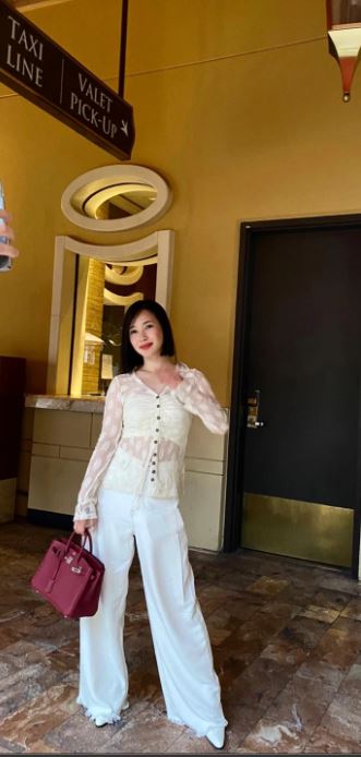 Nữ ca sĩ Hương Tràm và diện mạo mới sau thời gian dài ở ẩn. Ảnh: Facebook Nữ ca sĩ Hương Tràm và diện mạo mới sau thời gian dài ở ẩn. Ảnh: Facebook