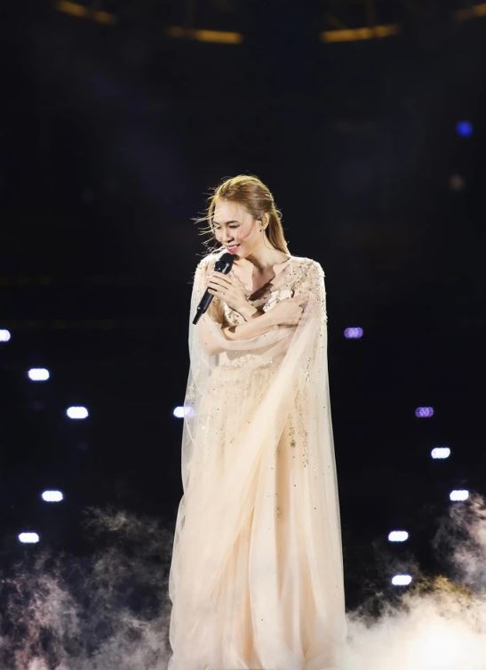 Mỹ Tâm trong đêm nhạc Tri Âm của mình. Ảnh: Facebook