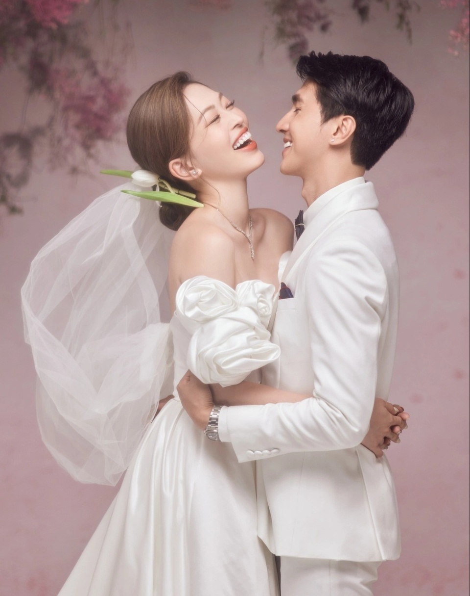 Á hậu Phương Nga đáp trả cực khéo khi bị ông xã Bình An 'khịa' chuyện nội trợ - Ảnh 4 Á hậu Phương Nga đáp trả cực khéo khi bị ông xã Bình An 'khịa' chuyện nội trợ - Ảnh 4