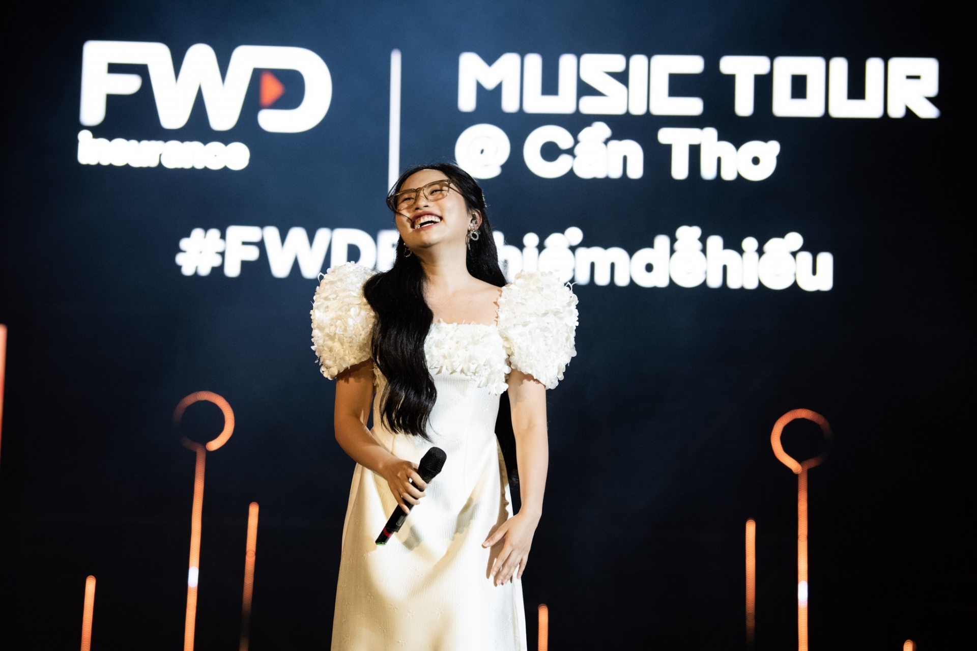 Phương Mỹ Chi là một trong những giọng ca trẻ tài năng của dòng nhạc bolero. Ảnh: Internet